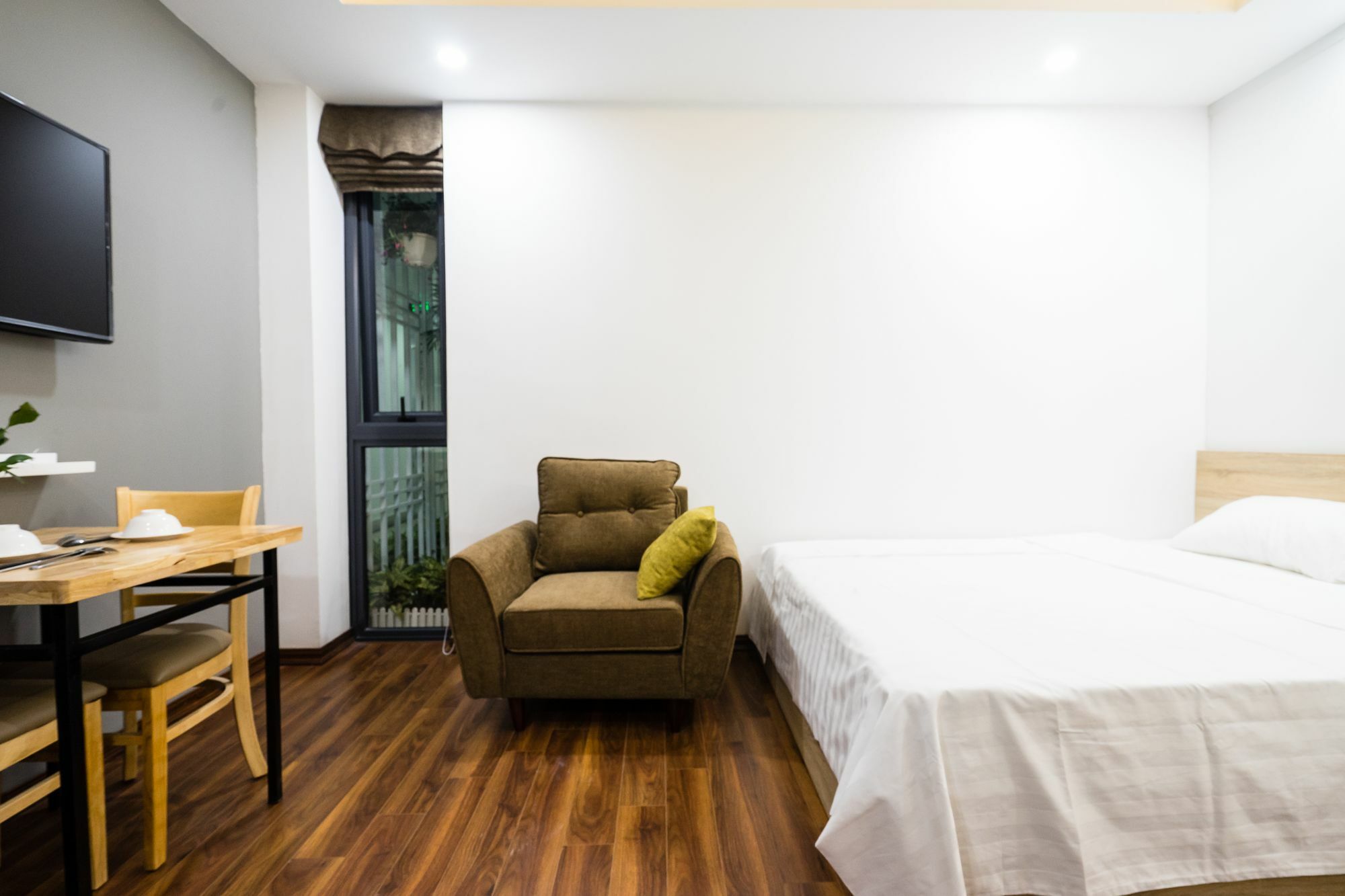 Ann House Hotel And Apartment Hanoi Exterior photo